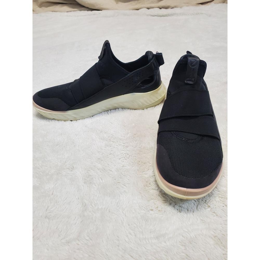 Ecco St. 1 Lite Black White Sole Urban Slip On Sneaker 8 Casual Streetwear Cozy